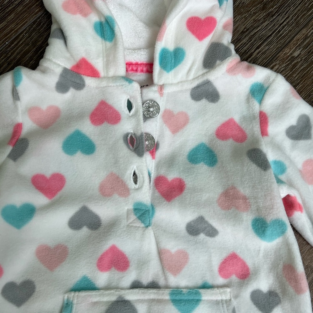 Carter’s - Picture 4 of 11